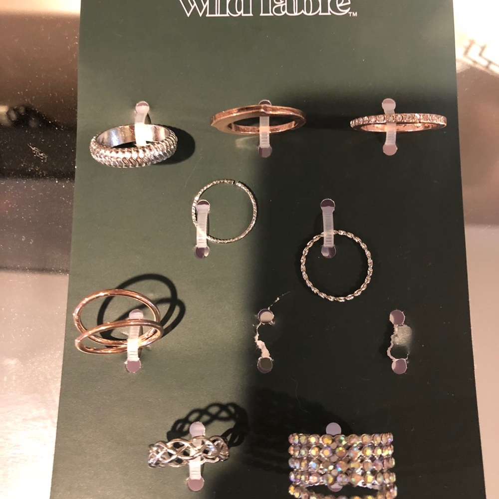 Lot of 8 wild fable rings